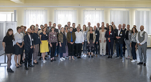 Gruppenbild mit den Teilnehmerinnen und Teilnehmern des Thinktank Wettbewerb